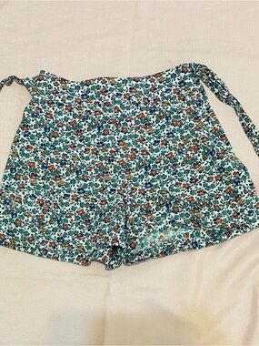 J. Crew Floral Tie-Waist High-Rise Shorts in White with Multicolor Print
